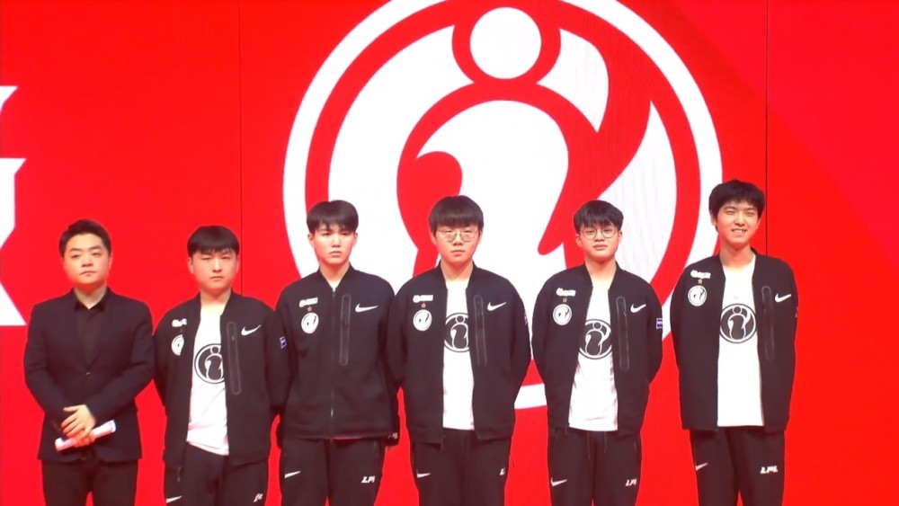 边观看VA 边观看VA